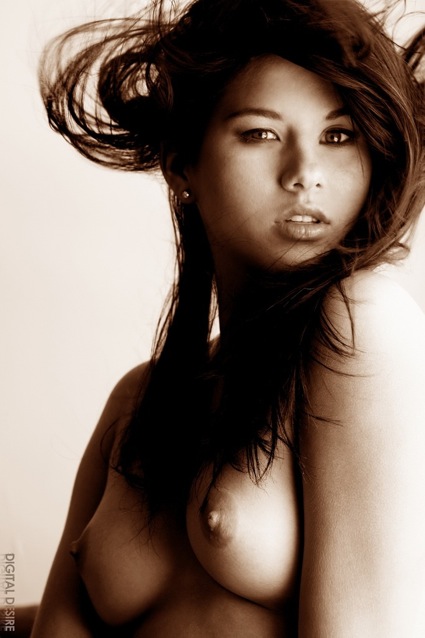 shyla_b&w_05.jpg